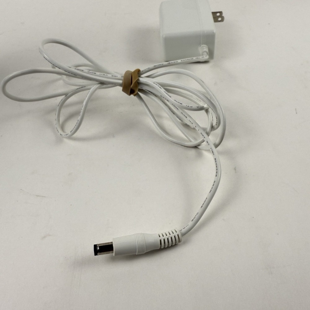 Netgear Orbi Router RBR50 Tri-Band WiFi Mesh Router W/ Power Cord Tested Working - Picture 10 of 10